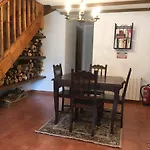 Precioso Junto A Potes Con Piscina-4 Hab,3 Banos * Ojedo