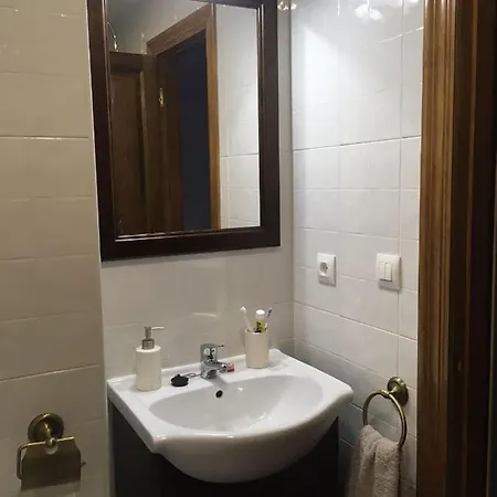 Precioso Junto A Potes-4 Hab,3 Baños, Piscina Chalet Ojedo