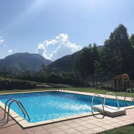 Chalé Precioso Junto A Potes Con Piscina-4 Hab,3 Banos