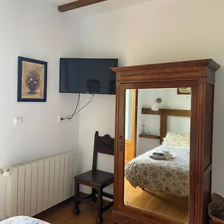 Chalé Precioso Junto A Potes Con Piscina-4 Hab,3 Banos *