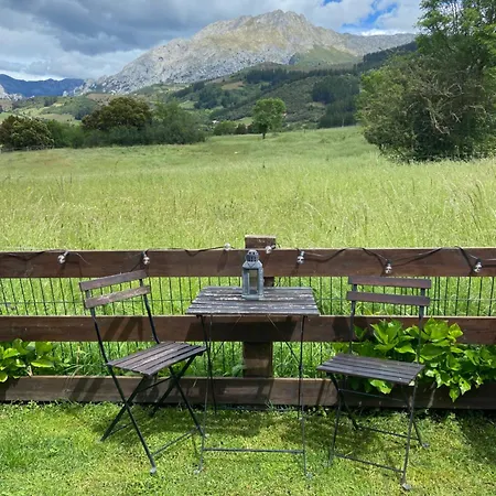 Precioso Junto A Potes Con Piscina-4 Hab,3 Banos Шале Охедо