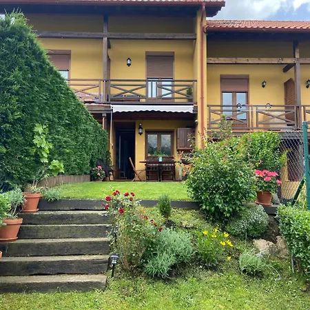Precioso Junto A Potes-4 Hab,3 Baños, Piscina