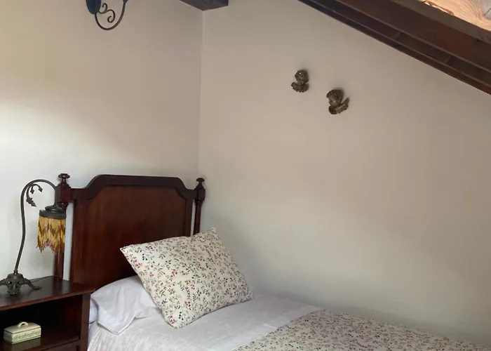 Precioso Junto A Potes Con Piscina-4 Hab,3 Banos Chalet Ojedo